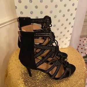 HEELS Holiday Diva Sparkle!